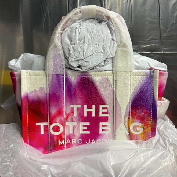 MARC JACOBS The Future Floral Small Tote Bag - Picture 9 of 11